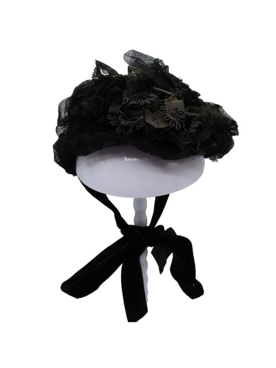 Womens One Size Mourning Hat Late 1800s Lace Netting Beaded Leaves Velvet Tie